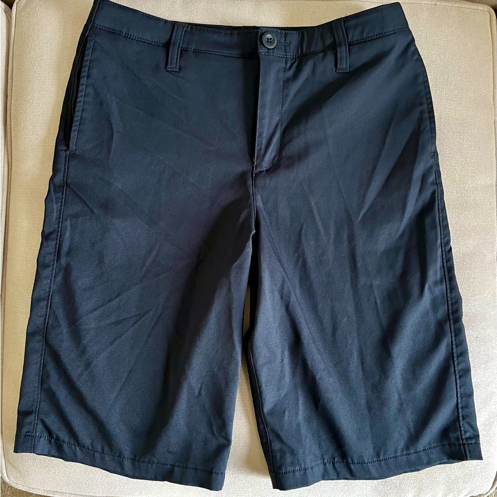 Under Armour Golf Shorts Black sz 16
